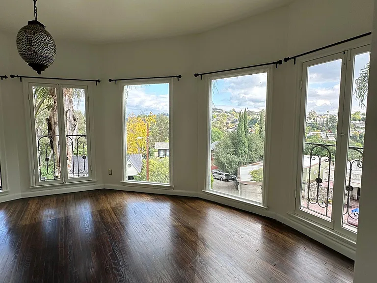 1517 Elevado St #SOURCE — Photo 36