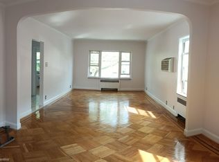 7224 17th Ave, Brooklyn, NY 11204