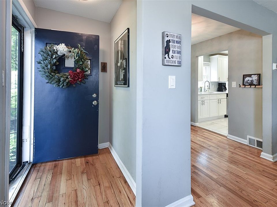 1500 Hampton Rd, Rocky River, OH 44116 Zillow