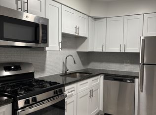 8538 Lotus Ave APT 603, Skokie, IL 60077