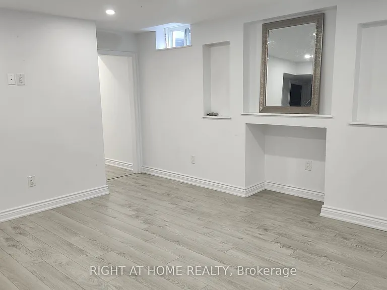 1 Via Avellino Rd #BASEMENT — Photo 8