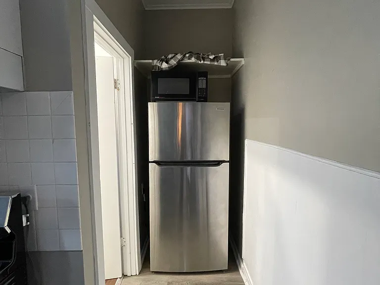 1450 W Chicago Ave #2 — Photo 12