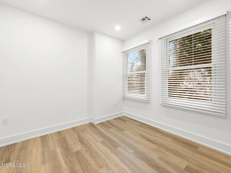 427 Hoyt St — Photo 21