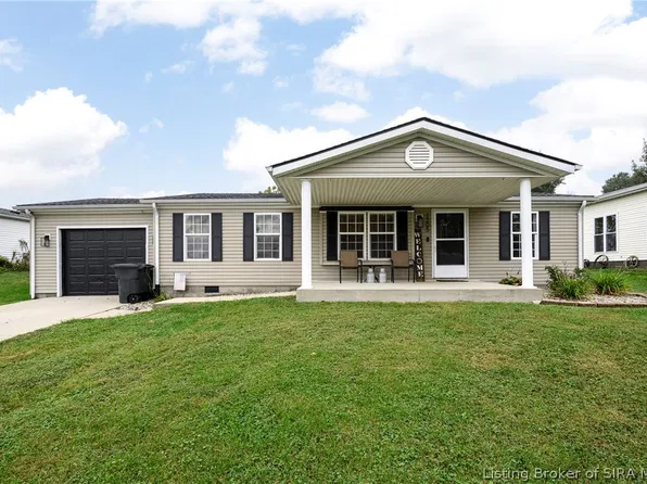 1205 Locust Street, Salem, IN 47167