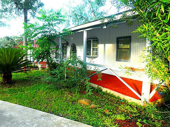 Awesome porch that runs the length of the front.
