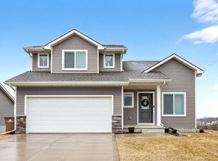 2832 21st St SW, Altoona, IA 50009