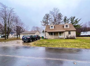 3946 Monroe Ave, Hamburg, NY 14075