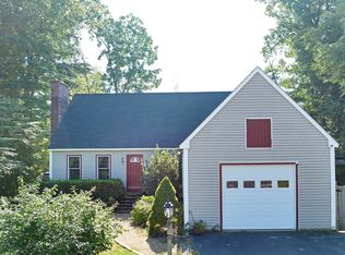 420 Deerpath Ln, Pembroke, NH 03275
