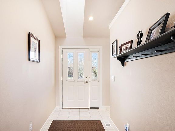 3rd image of 3405 Flagstone Dr