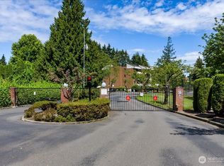 10830 Glen Acres Drive S #T9, Seattle, WA 98168