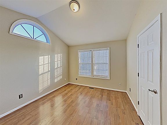4th image of 10206 Orchard Grass Ct #10206