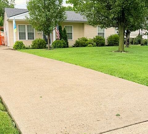 2nd image of 4925 Raven Rd