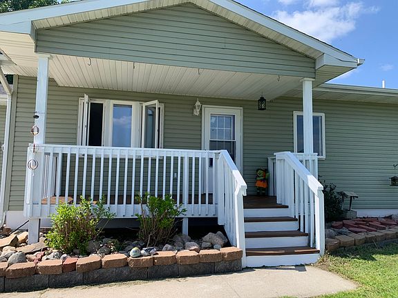 3rd image of 18935 Serenity Dr