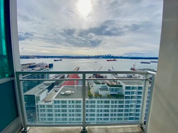 138 Esplanade E #1804, North Vancouver, BC V7L 4X9