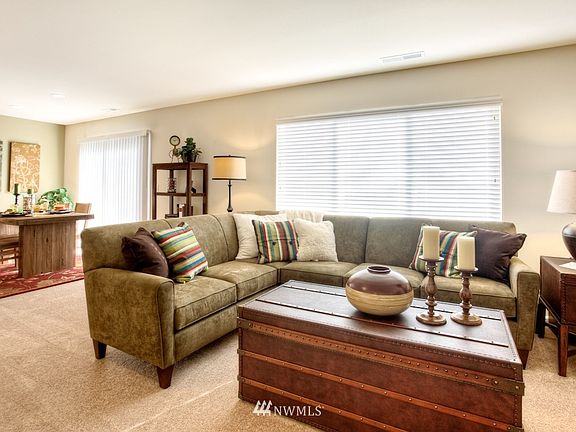 4th image of 1114 27th StPl NW #30