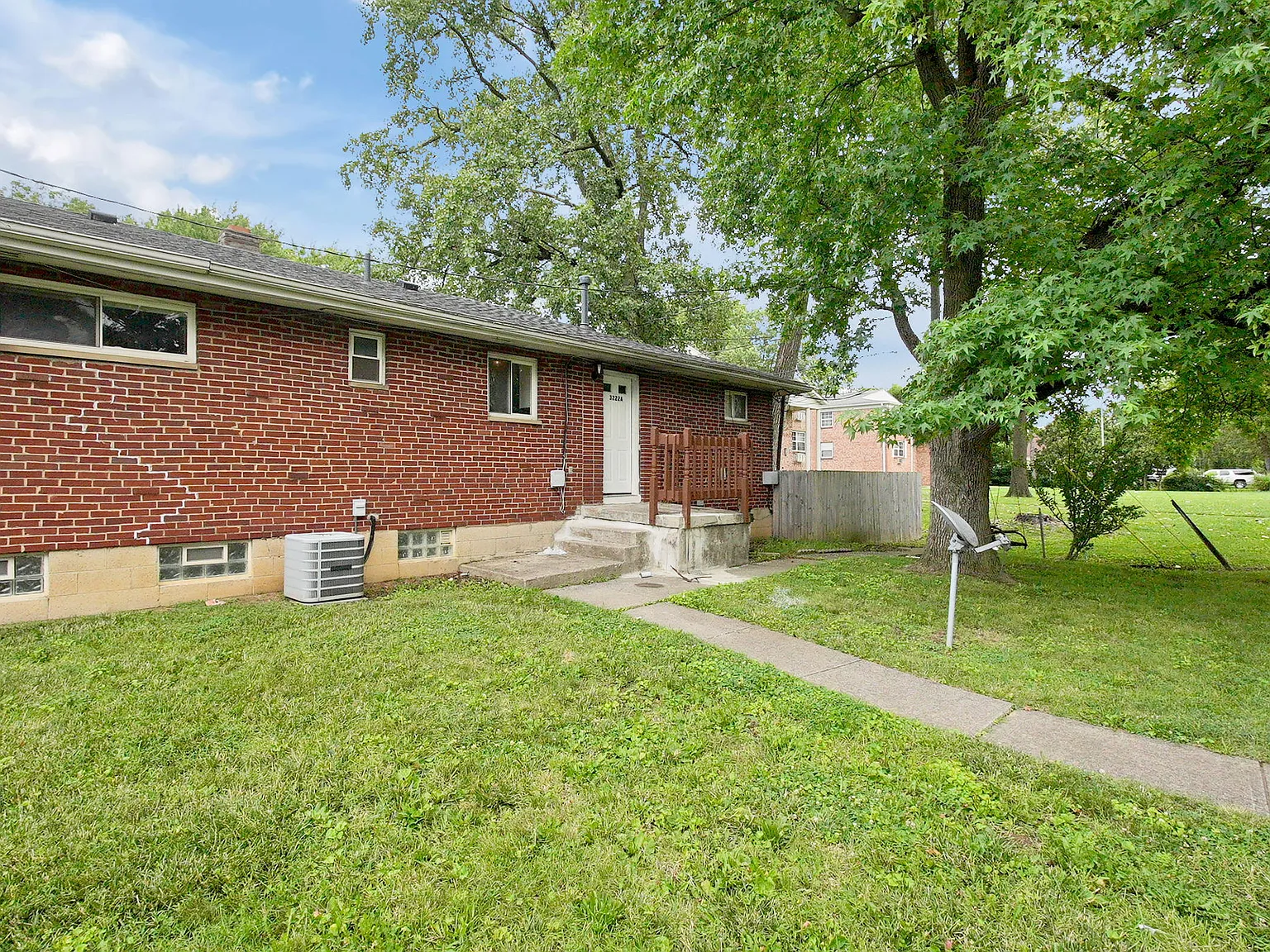 2 bed, 700 sqft, $1,100 — Photo 4