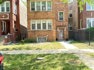 4819 W Barry Ave, Chicago, IL 60641