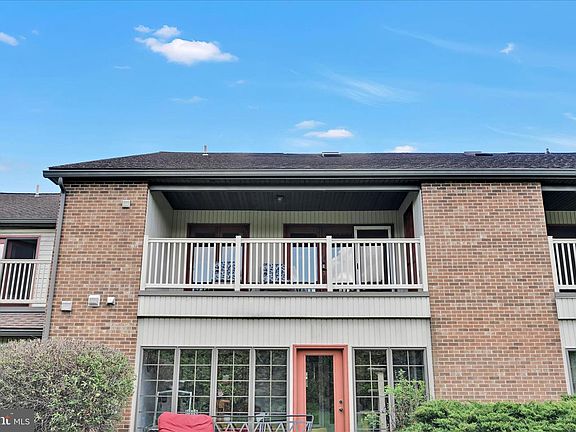 5th image of 204 Black Oak Dr