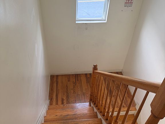 4th image of 156 Johnson Ave