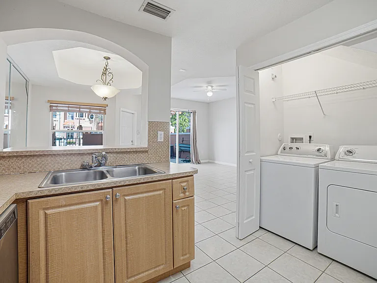 765 SW 107th Ave #2303 — Photo 5