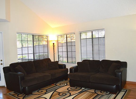 2nd image of 2881 Buena Crest Ct