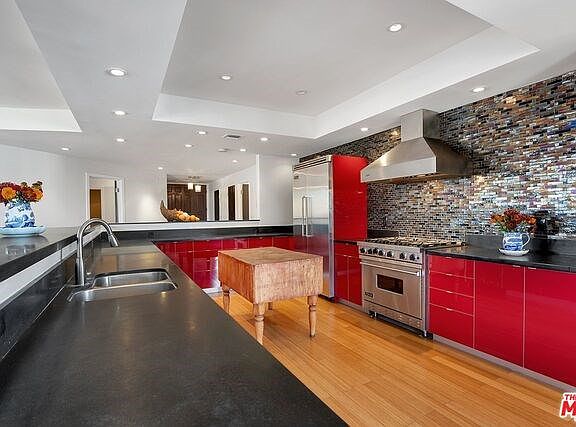 4th image of 4460 Wilshire Blvd APT 406
