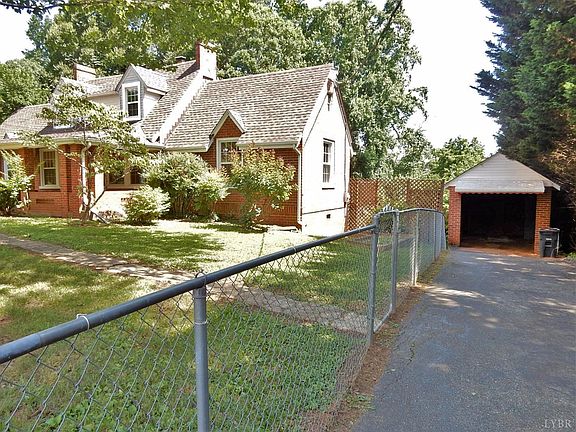 3rd image of 1436 Edley Pl