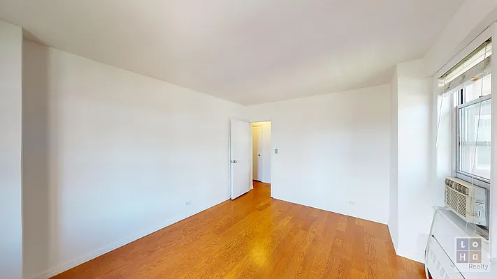 Sold by LoHo Realty | media 12