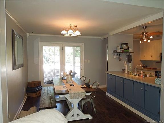 3rd image of 610 Pebblestone Ct