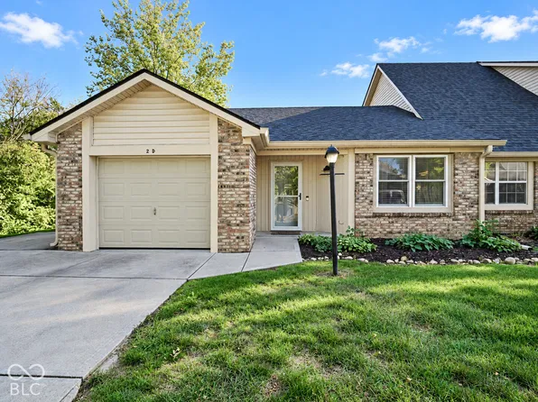 525 Paradise Way E Unit D, Greenwood, IN 46143