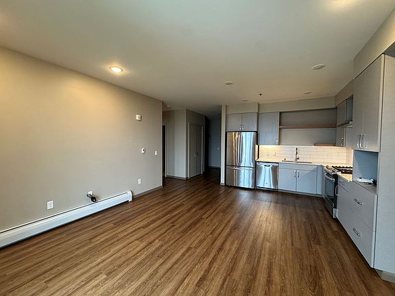 2nd image of 1509 W 9th Ave #203