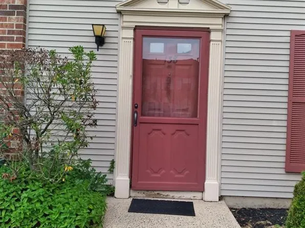 138 Abbot Ct, Piscataway, NJ 08854