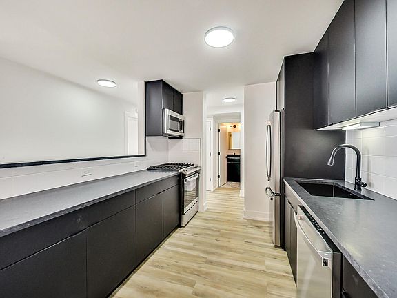 5th image of 922 North Blvd APT 204