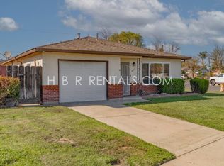 823 N Frank Ct, Manteca, CA 95336