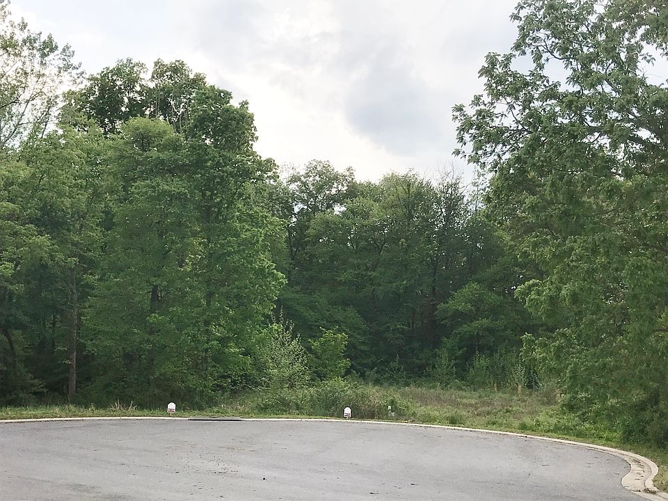 1st image of Chickadee Ct #C