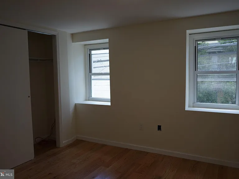 135 Gay St — Photo 13