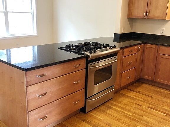 3rd image of 45 Prospect Hill St #F