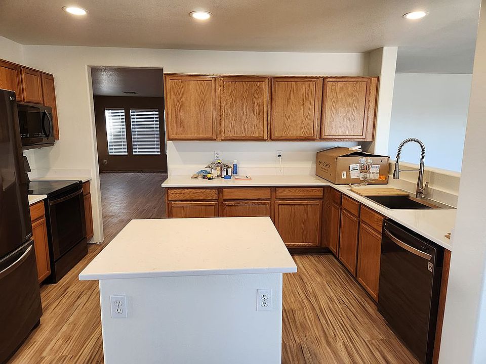 1st image of 1128 S 109th Pl