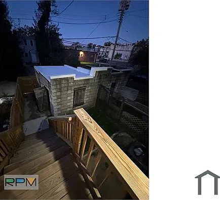 1613 Abbotston St — Photo 5