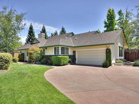 3rd image of 4 Peralta Ct
