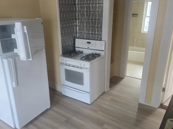 10 Cherry St Floor 2, East Hartford, CT 06108