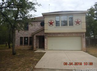 351 Shannon Ridge Dr, Floresville, TX 78114