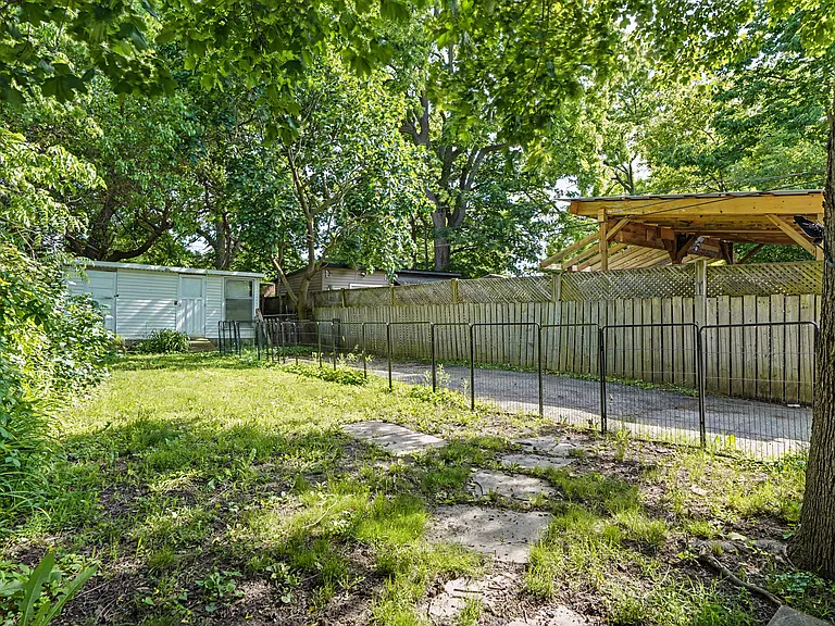 459 South St — Photo 41