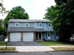 106 Chestnut Dr, Quakertown, PA 18951