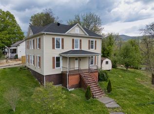 330 Franklin Ave, Pulaski, VA 24301