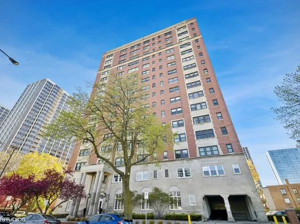 4300 N Marine Dr APT 306, Chicago, IL 60613