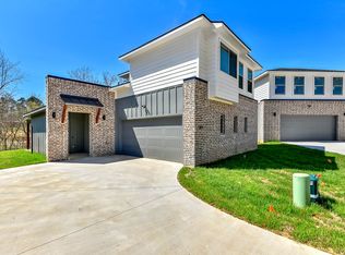 3060 W Crawford St, Denison, TX 75020
