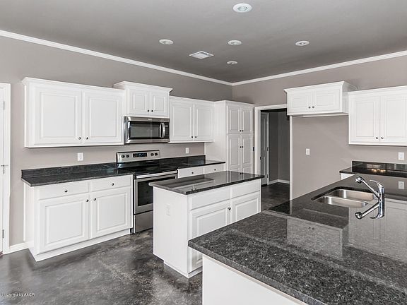 5th image of 9602 Sydney Dr