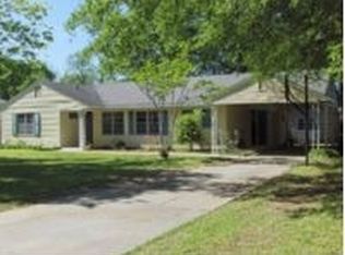 1306 Morningside Ct SE, Decatur, AL 35601