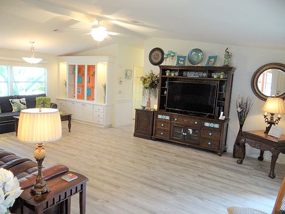 2nd image of 4407 San Lucian Ln